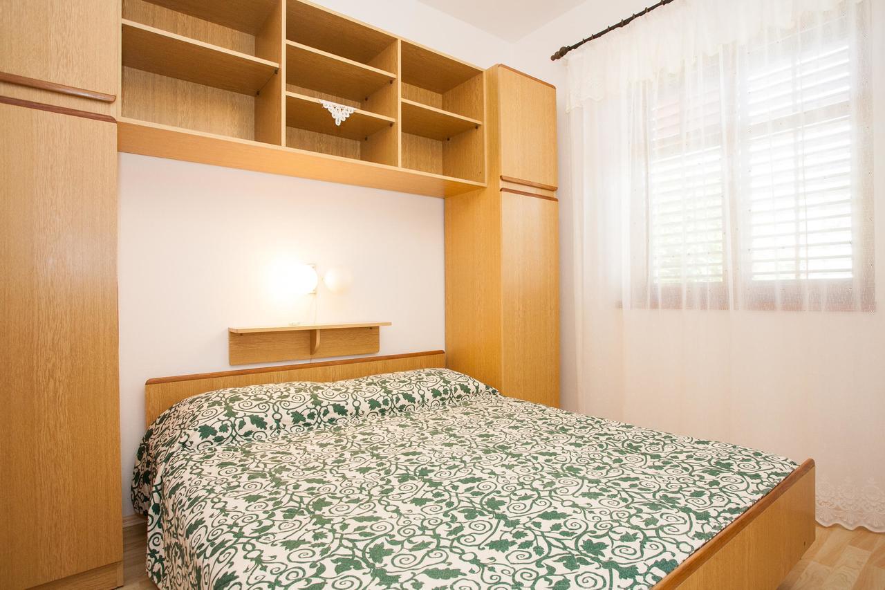 Apartment Smiljana Krk Town Luaran gambar