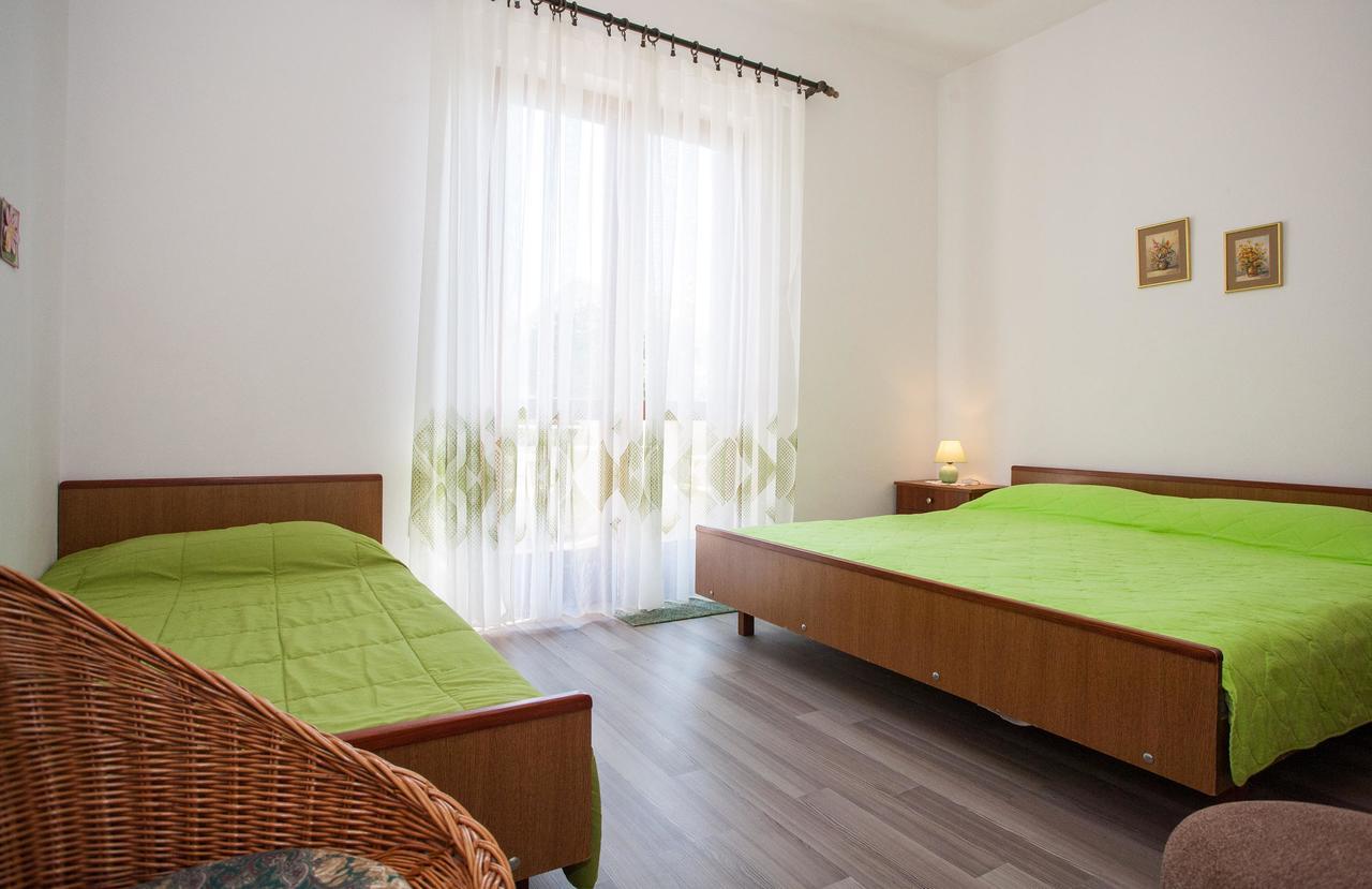 Apartment Smiljana Krk Town Luaran gambar